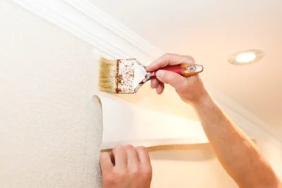 Pose de papier peint à Saint-Marien — revêtements muraux et toiles de verre
